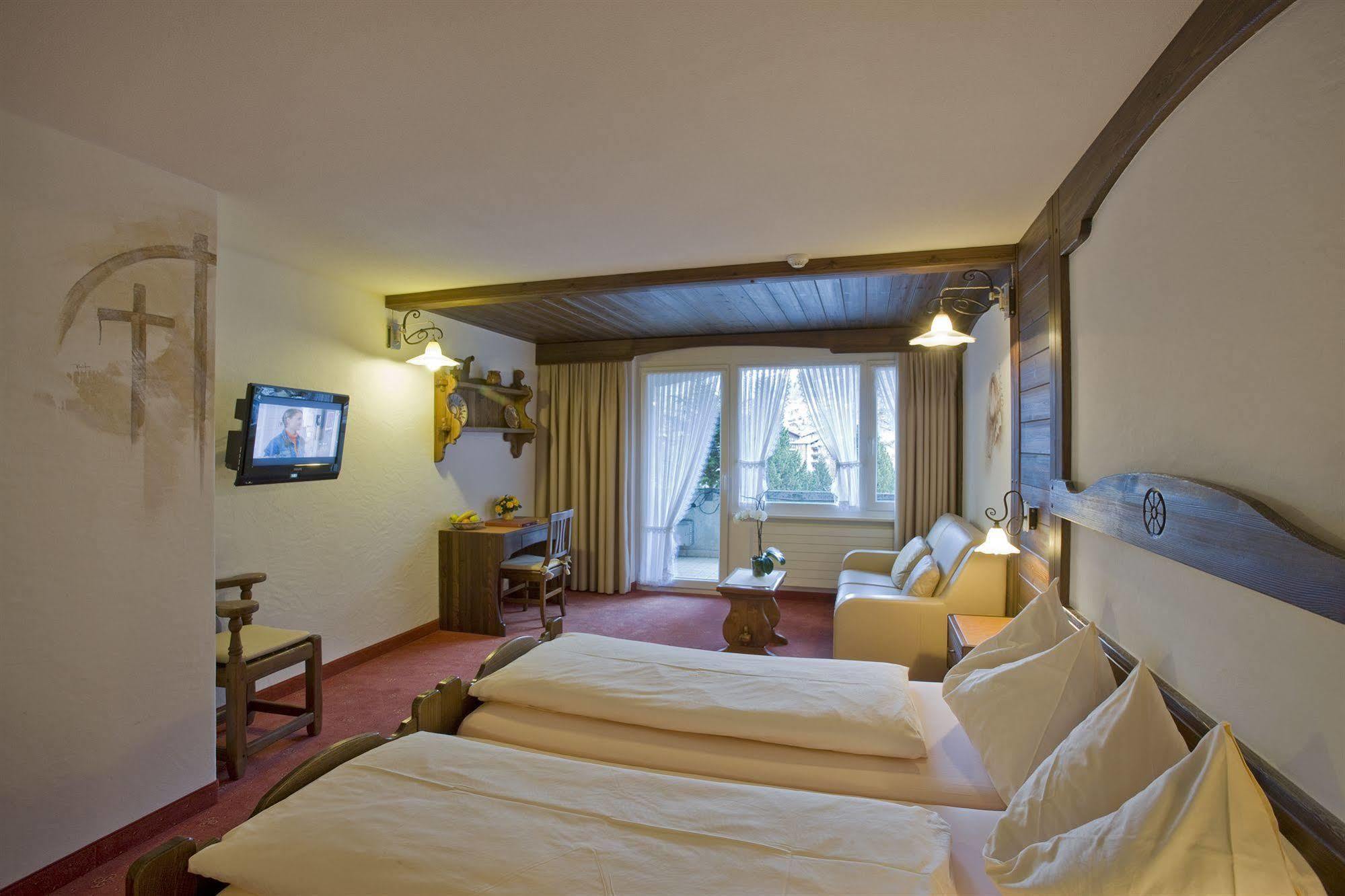 Hotel Antika Zermatt Exterior foto